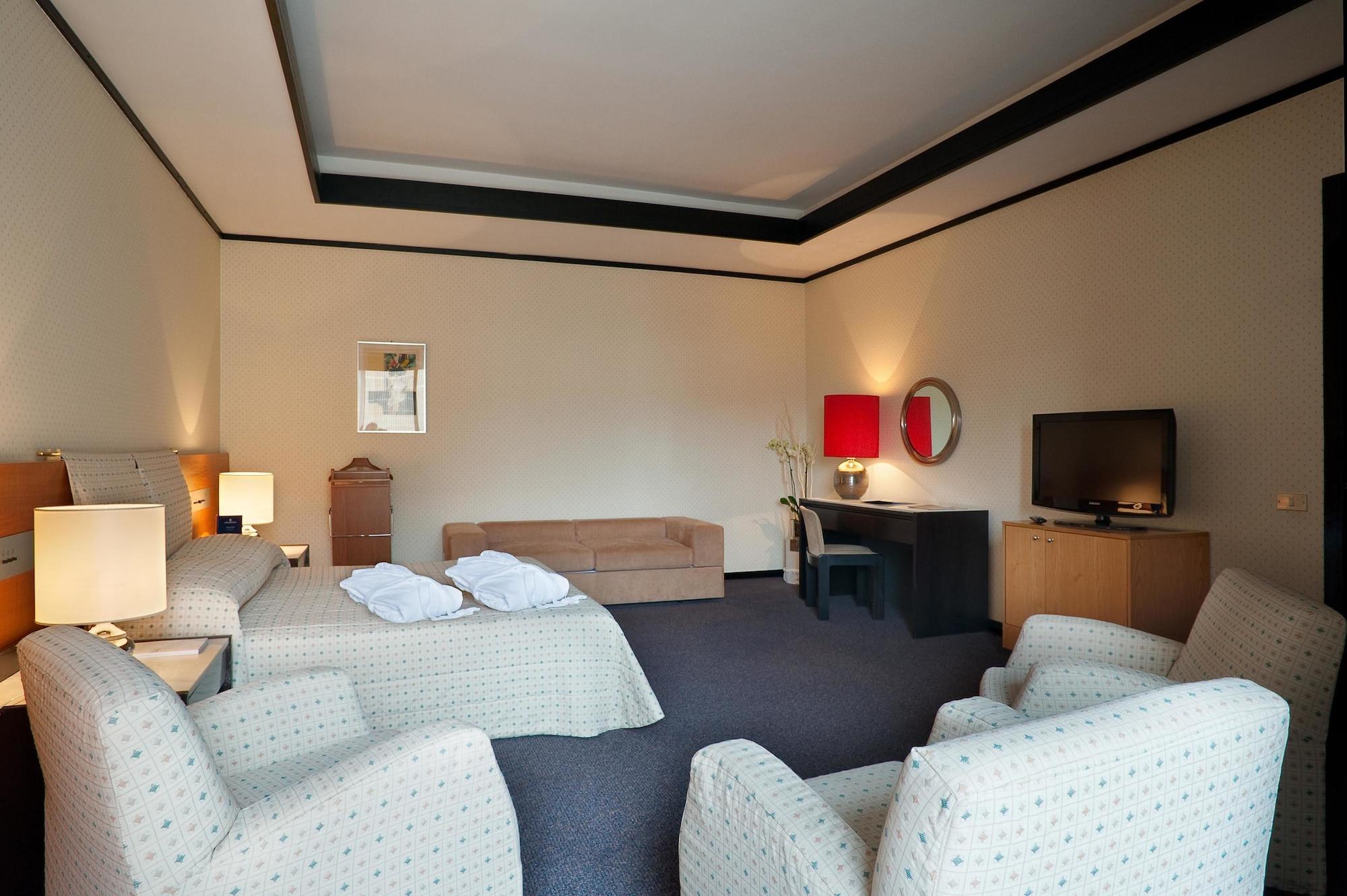 President - Vestas Hotels&resorts