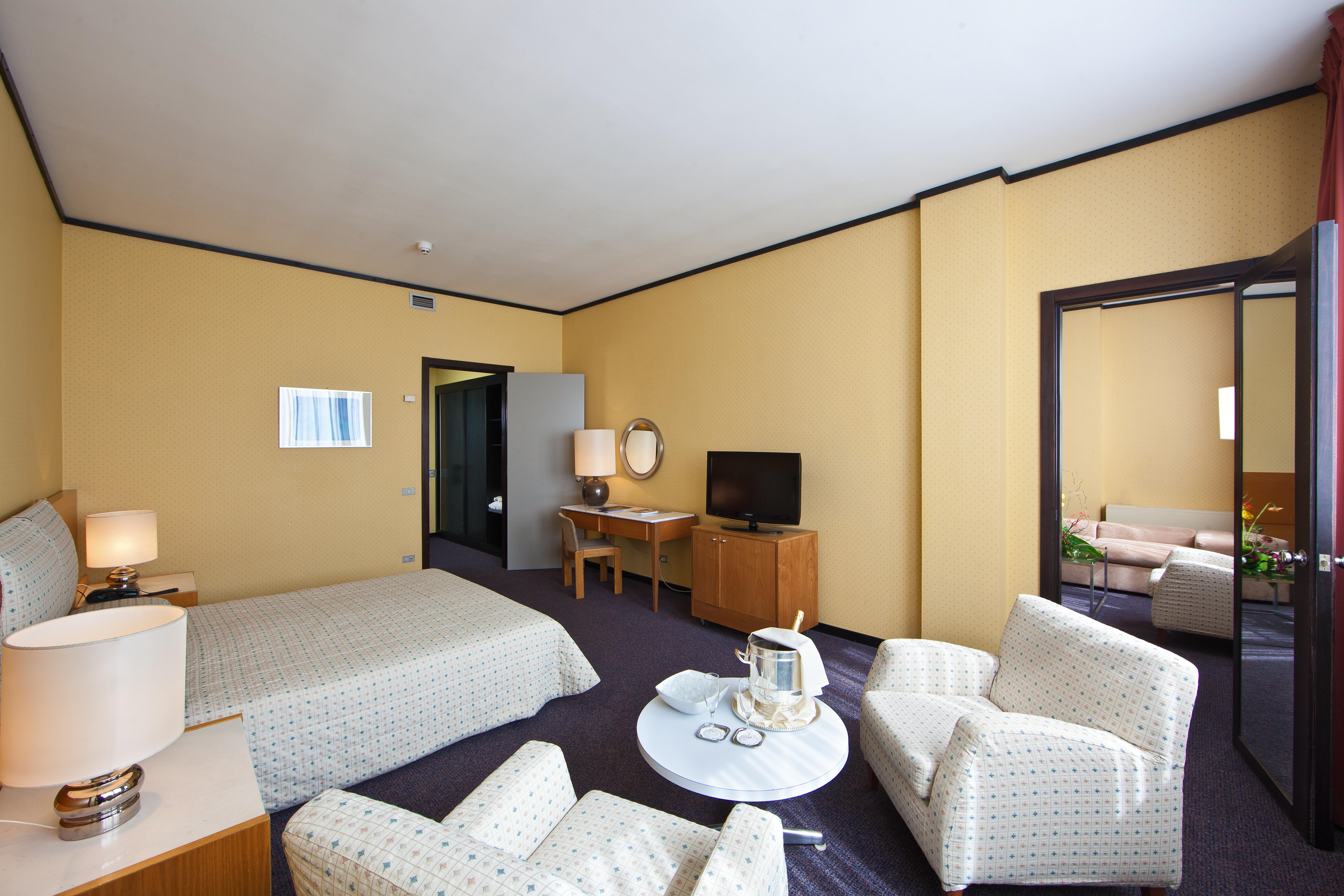 President - Vestas Hotels&resorts 4*
